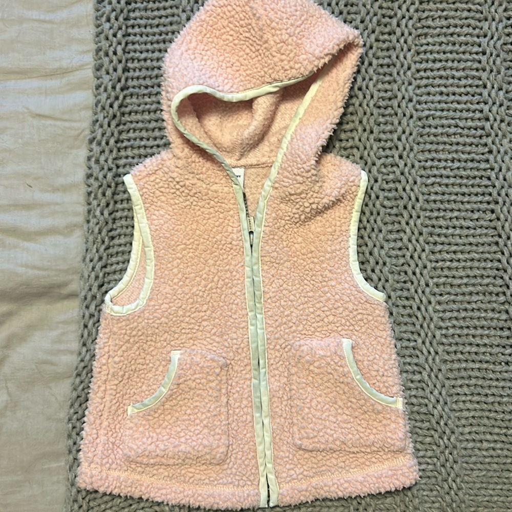 💛 2 for $5 * Fleece Vest
